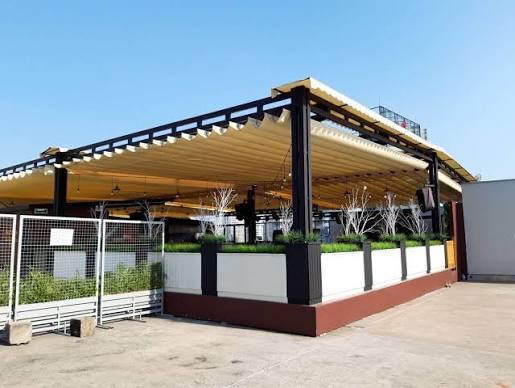 Thợ Lộc Phát sửa chữa mái hiên di động tận nơi
